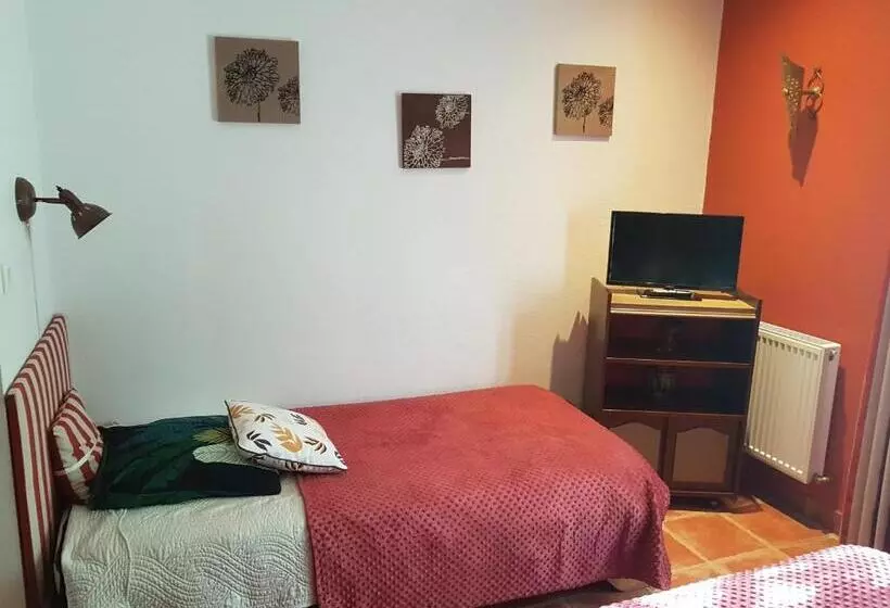 Majatalo Domaine De Sahil