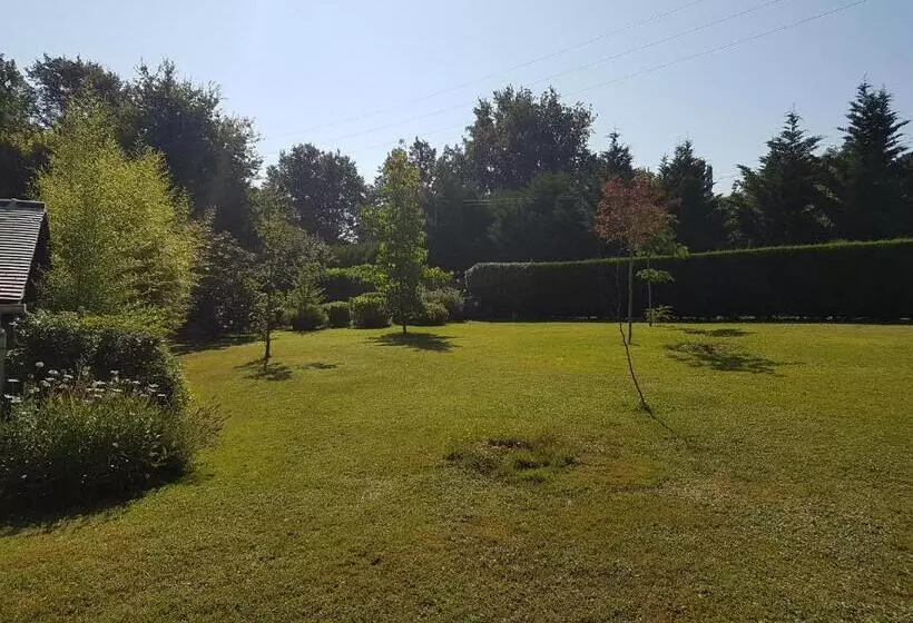 Majatalo Domaine De Sahil