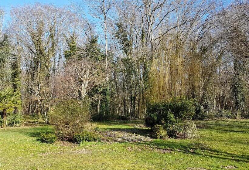 פנסיון Domaine De Sahil