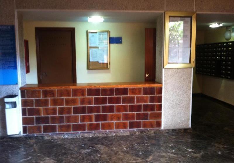 Apartamentos Mariscal 1