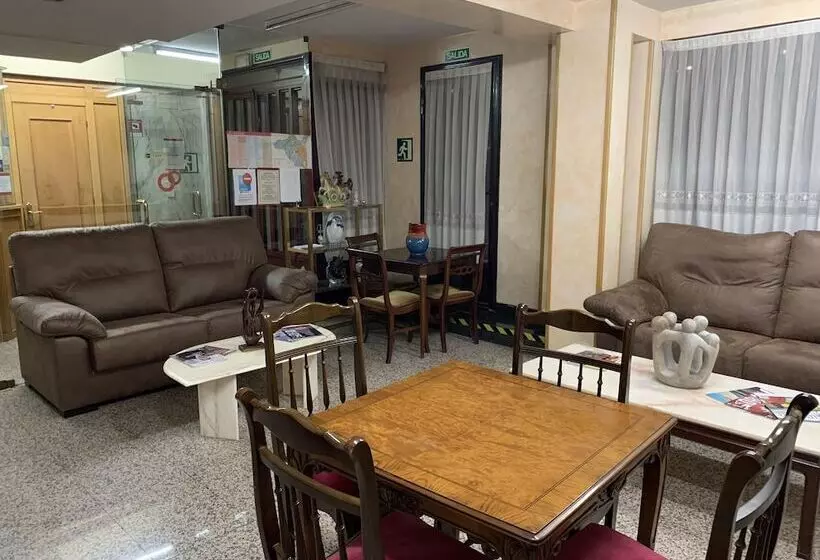 Hostal Juan Xxiii   Madrid Norte