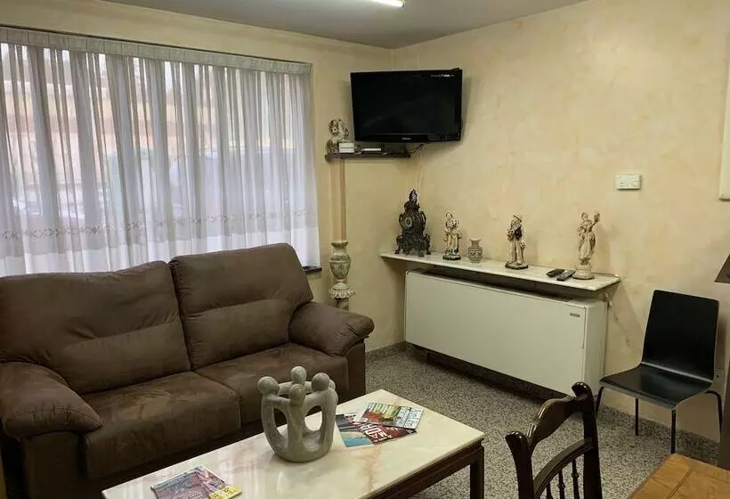 Hostal Juan Xxiii   Madrid Norte