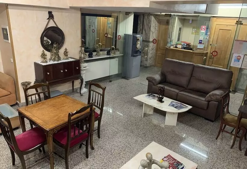 Hostal Juan Xxiii   Madrid Norte