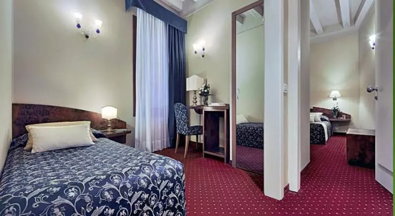 هتل Ca' Del Campo