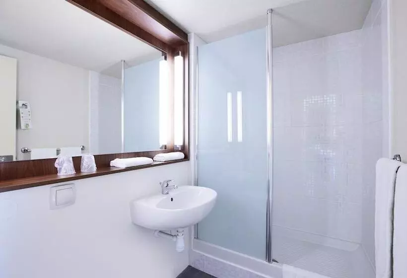 호텔 Campanile Montbeliard Sochaux