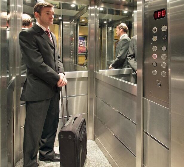 Gran Hotel De La Paix