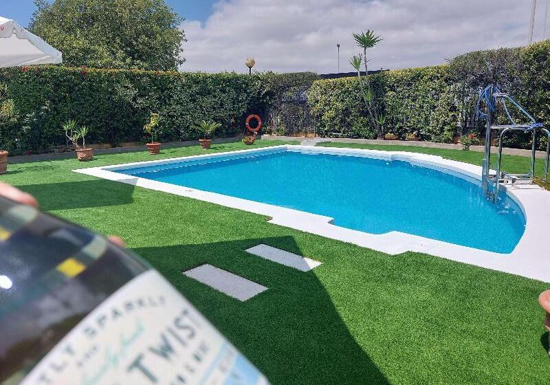 호텔 Ibis Jerez De La Frontera Cadiz