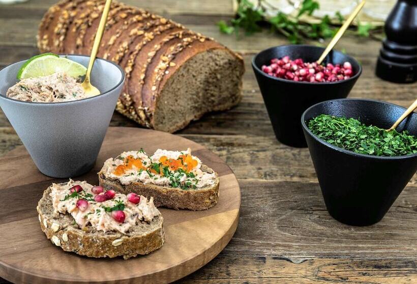 هتل Ibis Styles Arles Palais Des Congrès