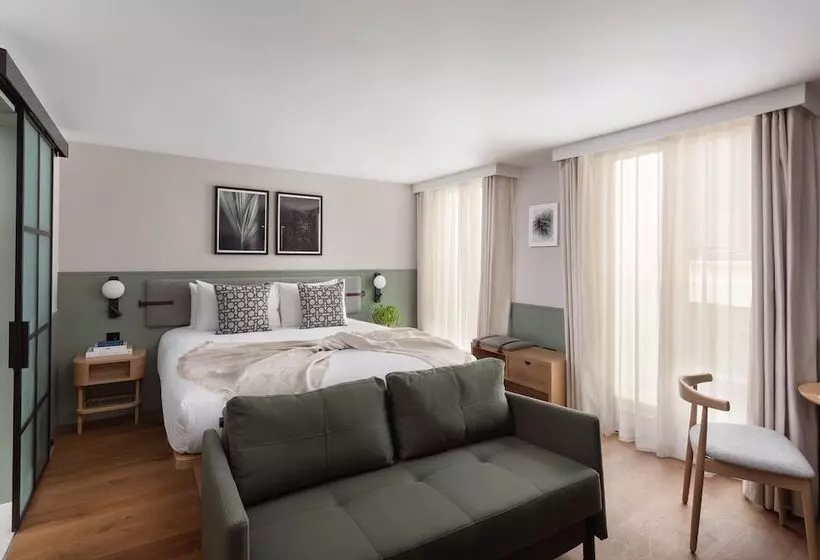 Inhabit Queen S Gardens, A Member Of Design Hotels