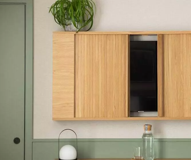 Inhabit Queen S Gardens, A Member Of Design Hotels