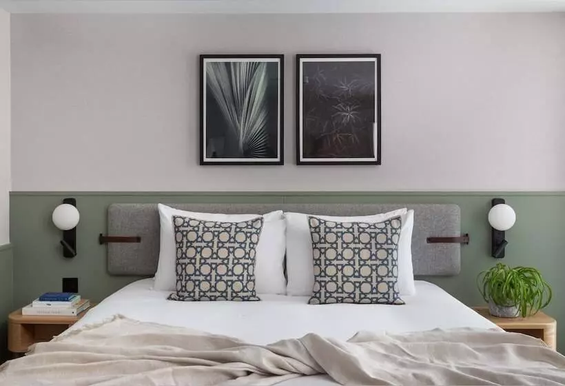 Inhabit Queen S Gardens, A Member Of Design Hotels