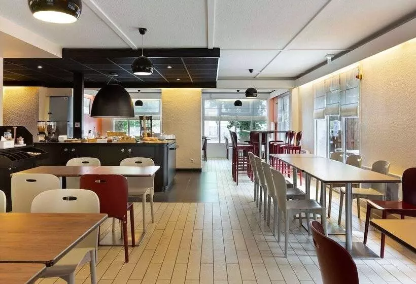 ホテル Kyriad Direct Nancy Sud  Vandoeuvre