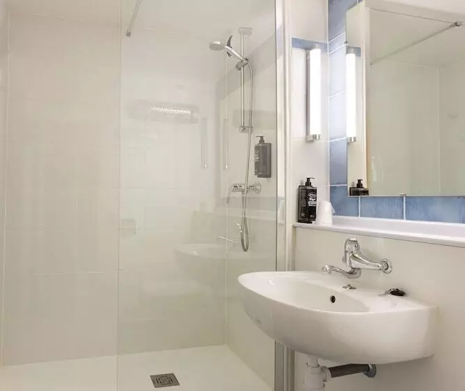 ホテル Kyriad Direct Nancy Sud  Vandoeuvre