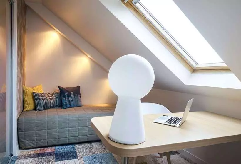 ホテル Kyriad Le Mans Est