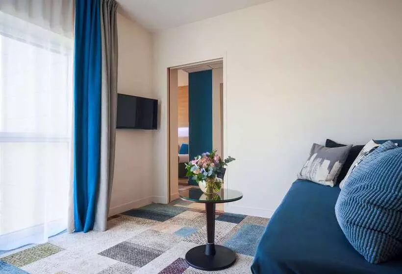 ホテル Kyriad Le Mans Est