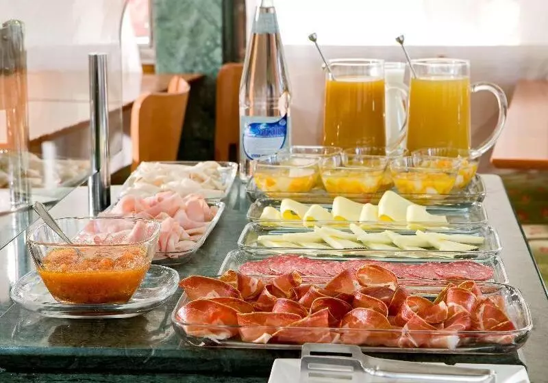 ホテル Logroño Parque