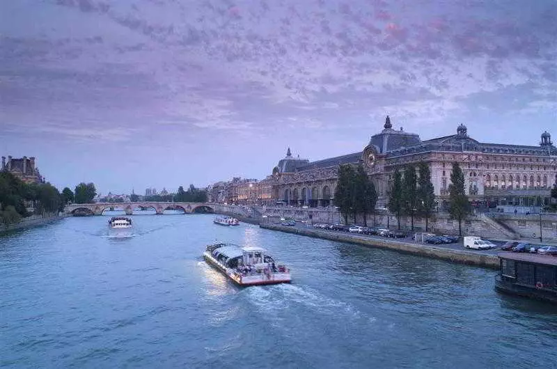 ホテル Mercure Paris Opera Garnier Hôtel & Spa
