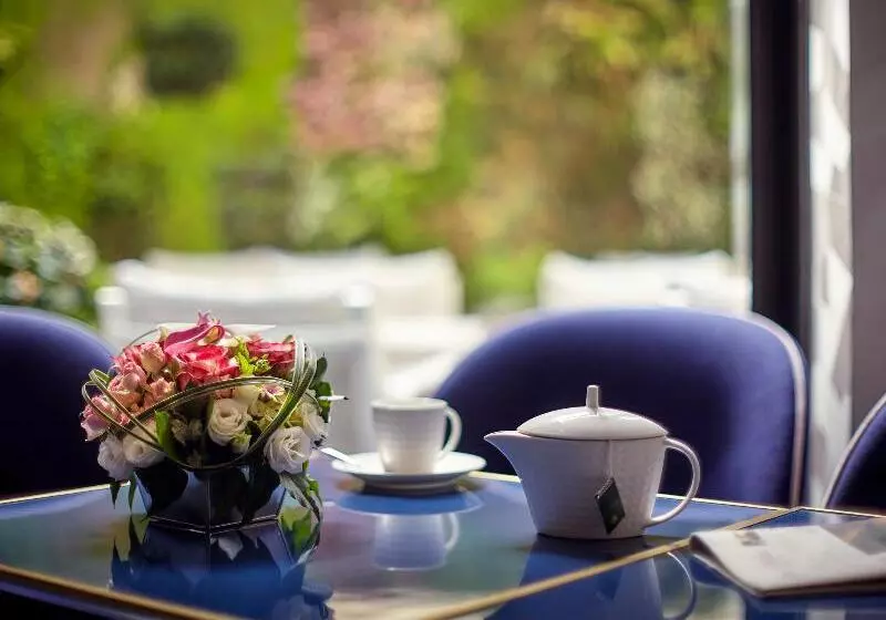 ホテル Mercure Paris Opera Garnier Hôtel & Spa