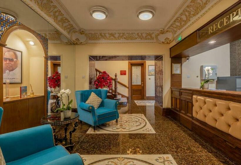 Hotelli Muthu Fort William