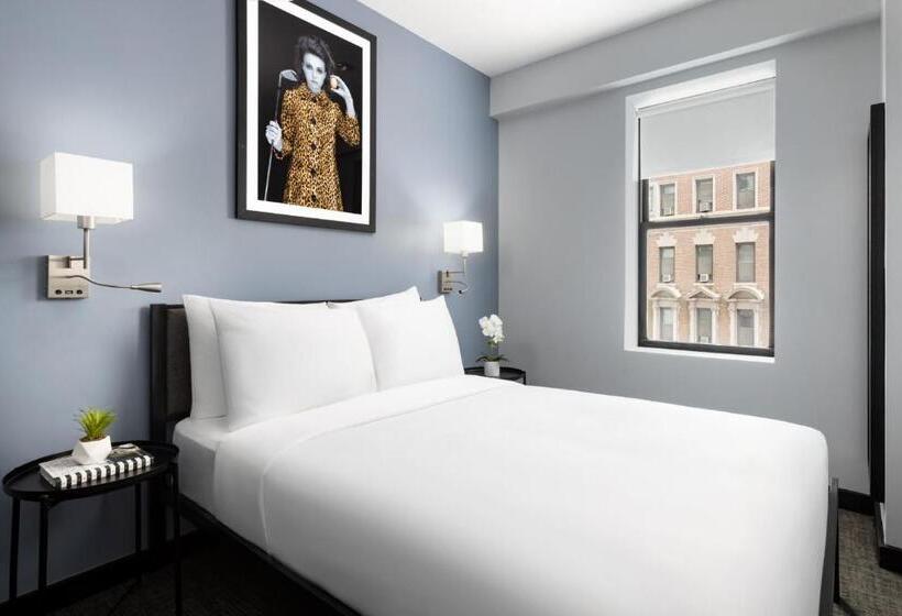 호텔 OYO Times Square