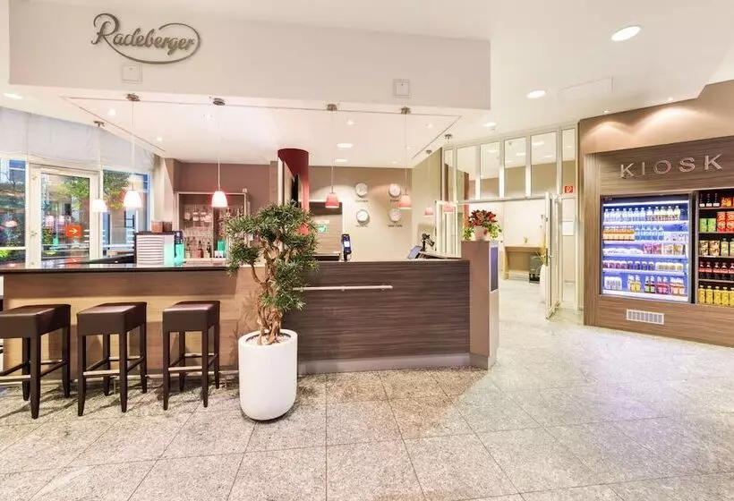 فندق Park Inn By Radisson Dresden