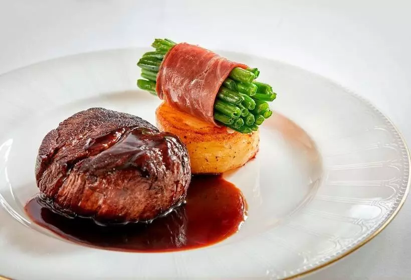 The College Green Dublin Hotel, Autograph Collection