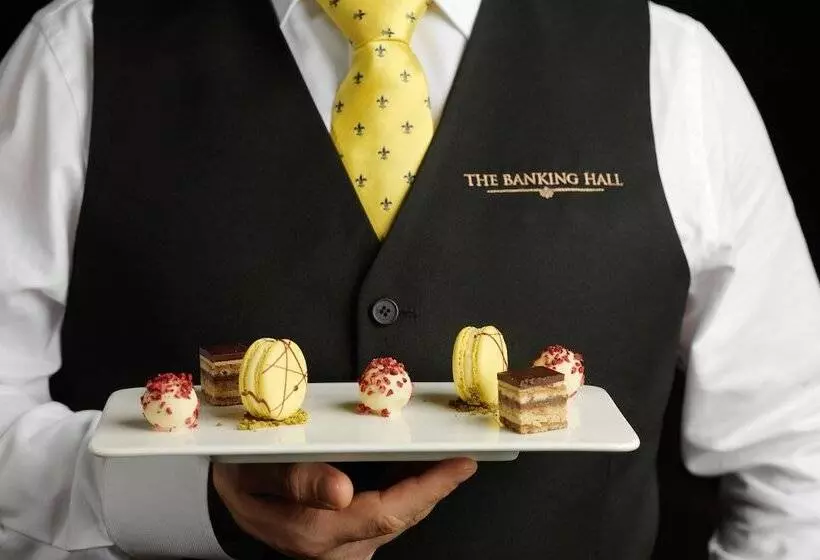 The College Green Dublin Hotel, Autograph Collection