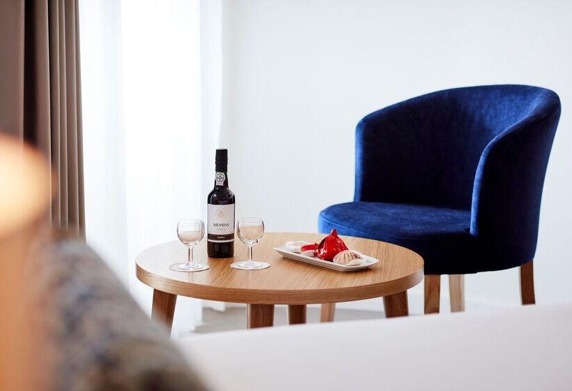 ホテル Tivoli Lagos