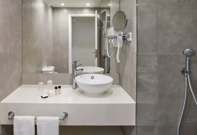 فندق Tivoli Lagos