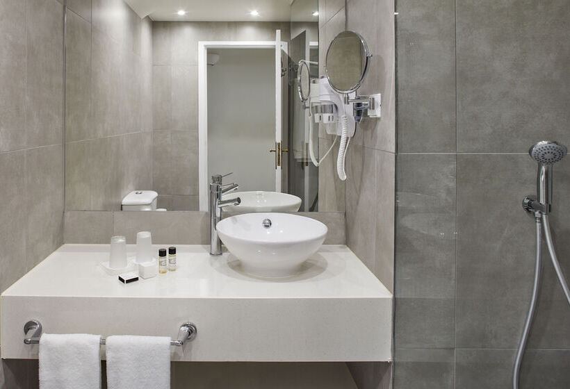 ホテル Tivoli Lagos