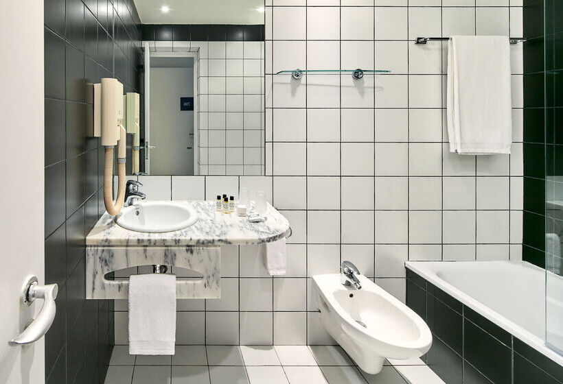 ホテル Tivoli Lagos