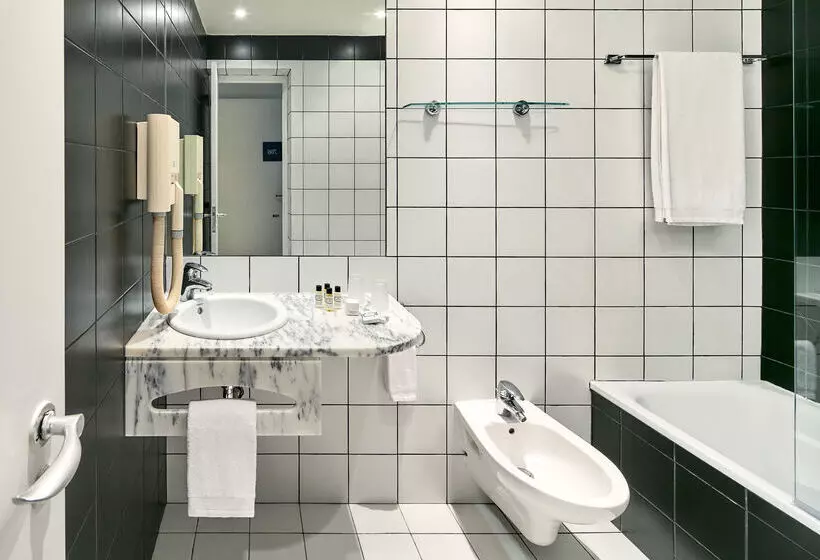 فندق Tivoli Lagos