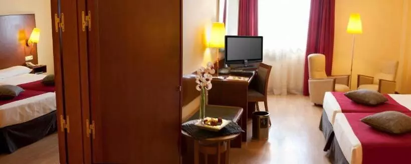 هتل Vincci Ciudad De Salamanca