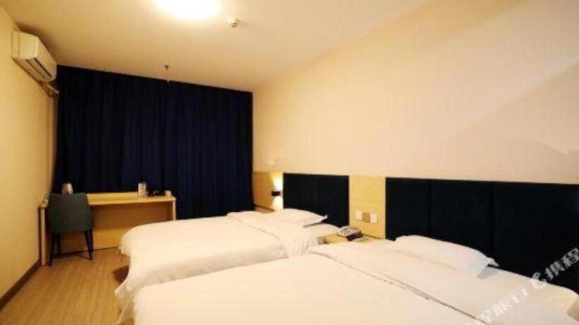 فندق 7 Days Premium· Lhasa Potala Palace