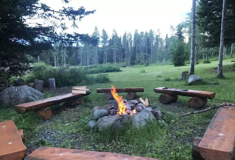 Hotelli Beaver Guestranch