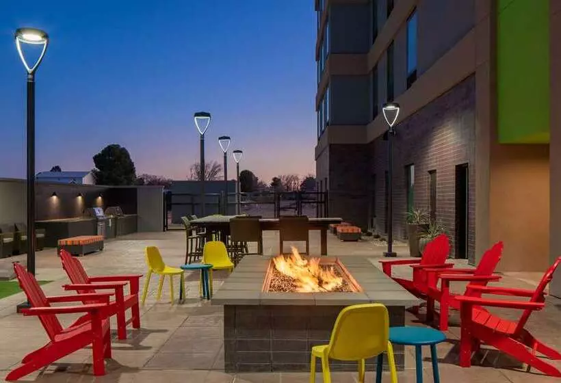 هتل Home2 Suites By Hilton, Carlsbad, New Mexico
