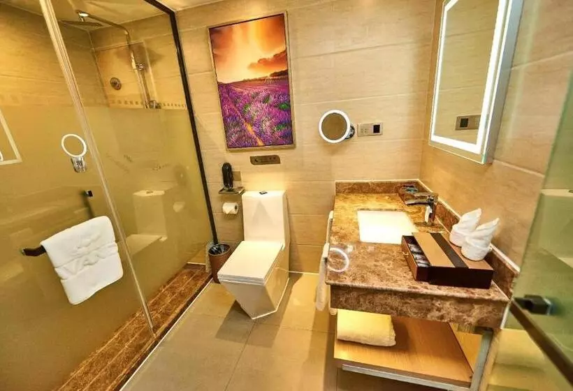 Lavande Hotel Haining Leather City Yintai Branch