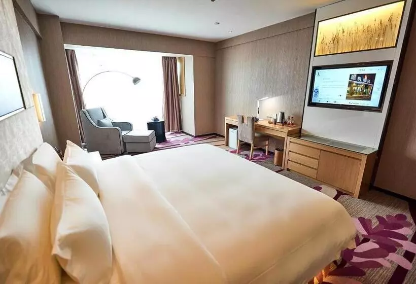 Lavande Hotel Haining Leather City Yintai Branch