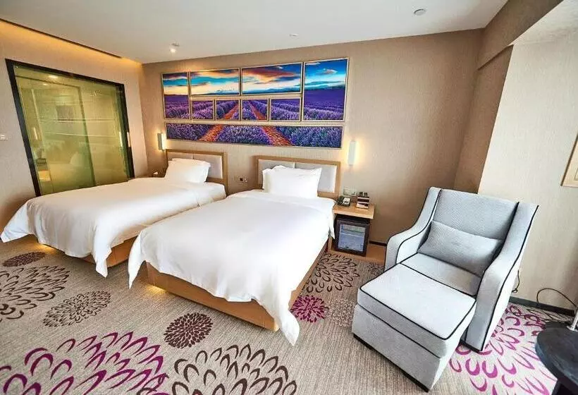 Lavande Hotel Haining Leather City Yintai Branch