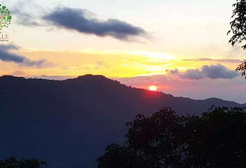 ホテル Skyville Zen Resort,kundasang