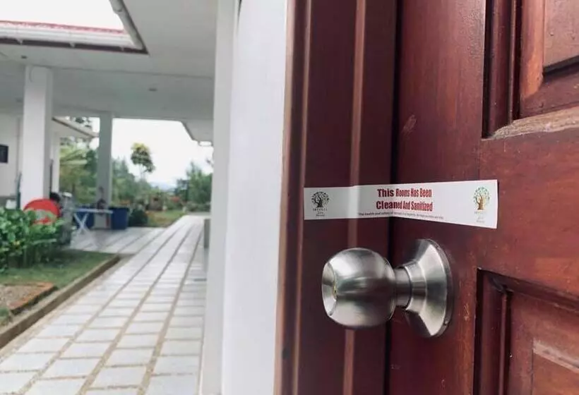 ホテル Skyville Zen Resort,kundasang