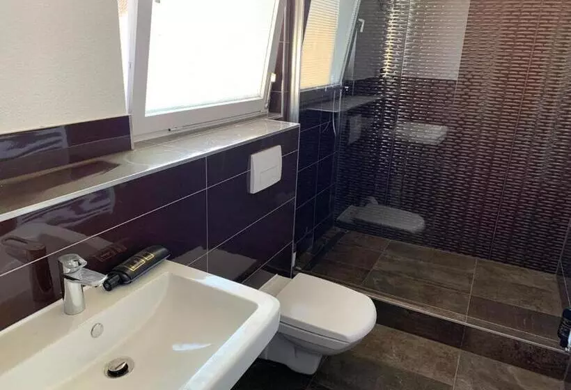 ユースホステル Nürtingen Zimmer