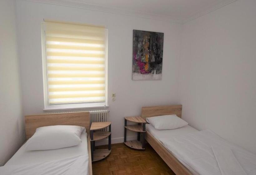 ユースホステル Nürtingen Zimmer