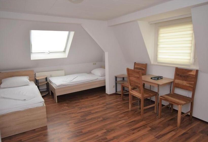 ユースホステル Nürtingen Zimmer
