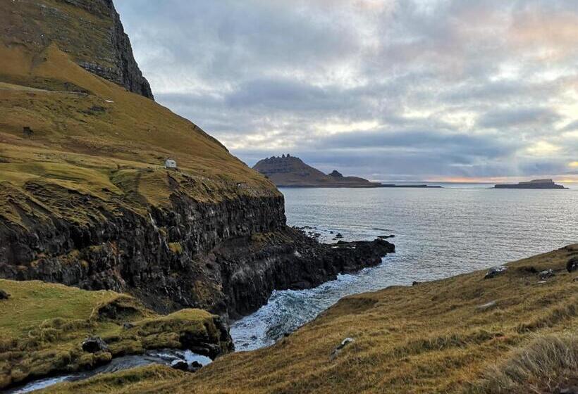 Gásadalur Apartments @ World Famous Waterfall
