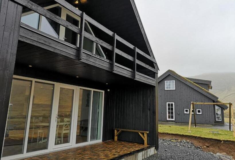 Gásadalur Apartments @ World Famous Waterfall