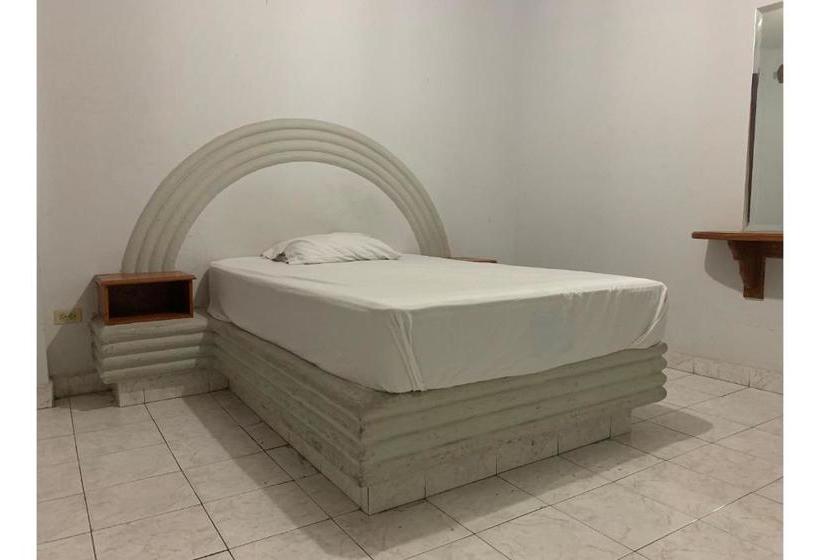 בית מלון כפרי Dubai