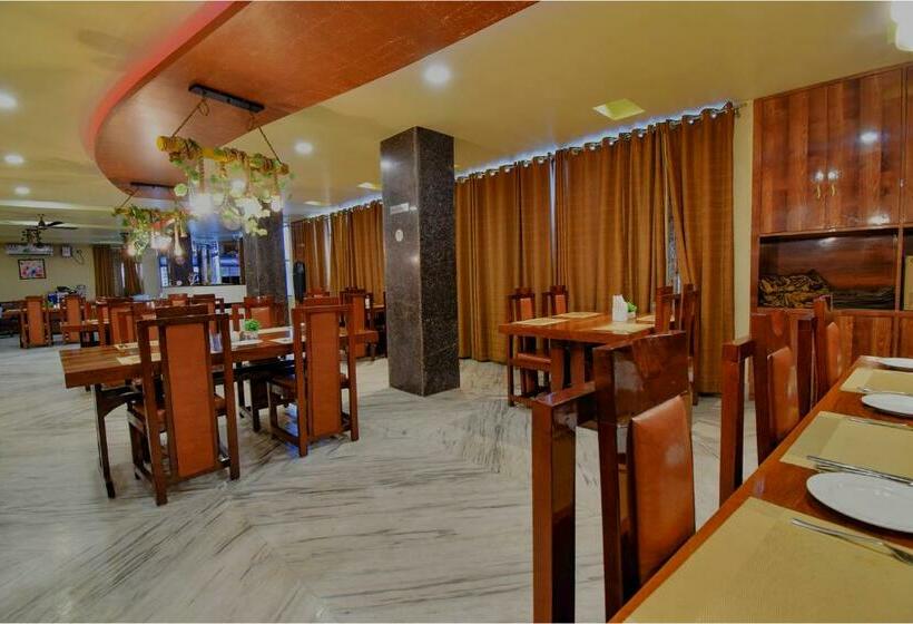 Fabhotel Red Rose   Nr Iit Guwahati