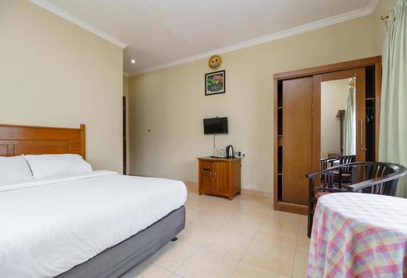 בית מלון כפרי Koolkost Near Transmart Pekanbaru