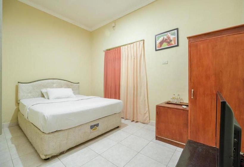 בית מלון כפרי Koolkost Near Transmart Pekanbaru